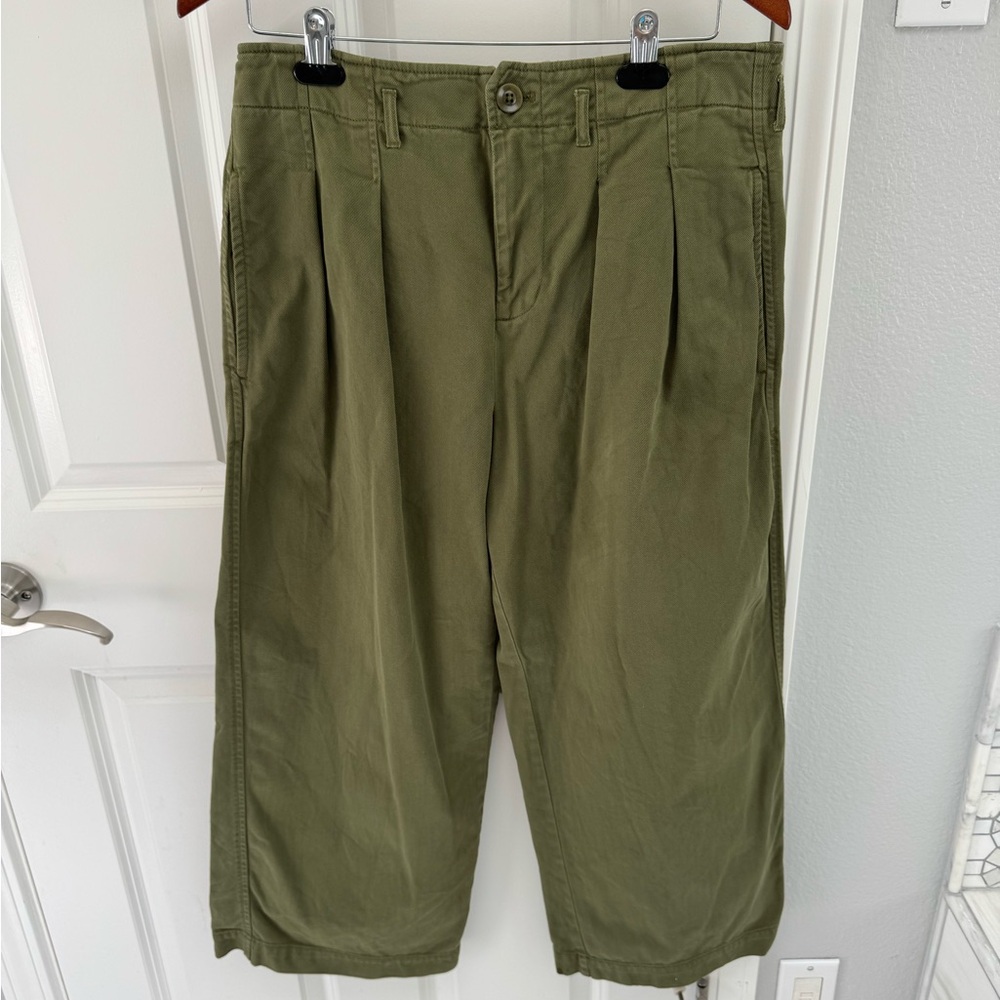 Anthropologie Women’s Olive Chinos size M